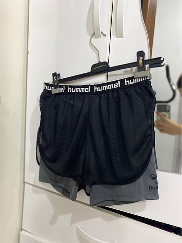 Hummel Hummel taytlı şort