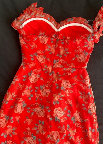 Kırmızı Çiçek Desenli straplez mini - Görsel 4