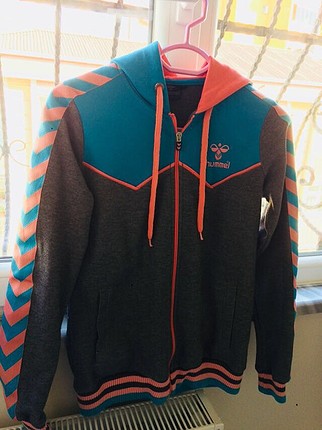Hummel renkli hırka 