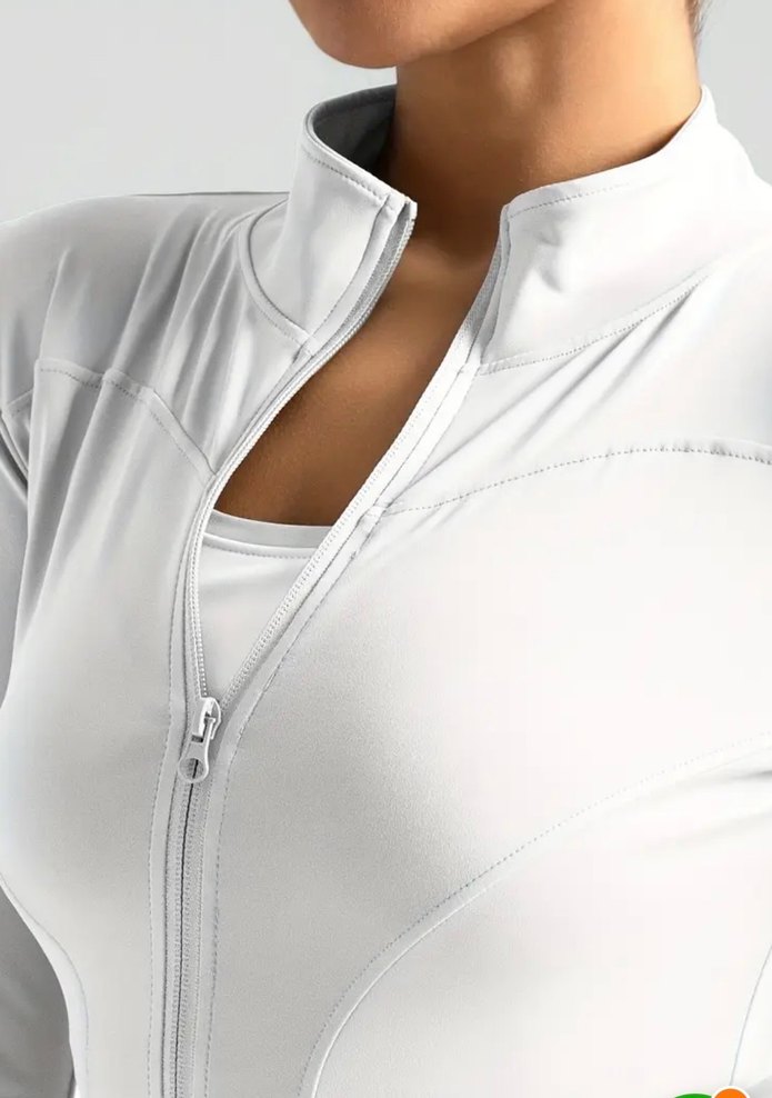 Beyaz Uzun Kollu Spor Üst - Görsel 3