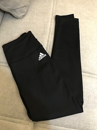 adidas yüksek bel tayt ve balm far paleti