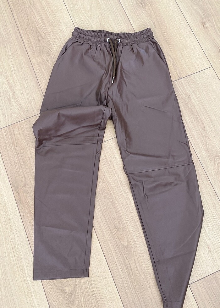 Suni deri lastikli pantolon - Görsel 2