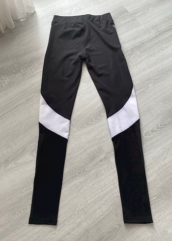 Siyah Beyaz Elastik Spor Tayt - Görsel 4