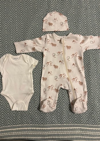 Beyaz Baskılı Bebek Tulumu ve Şapka Seti - Görsel 2