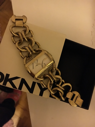 DKNY Tertemiz saat