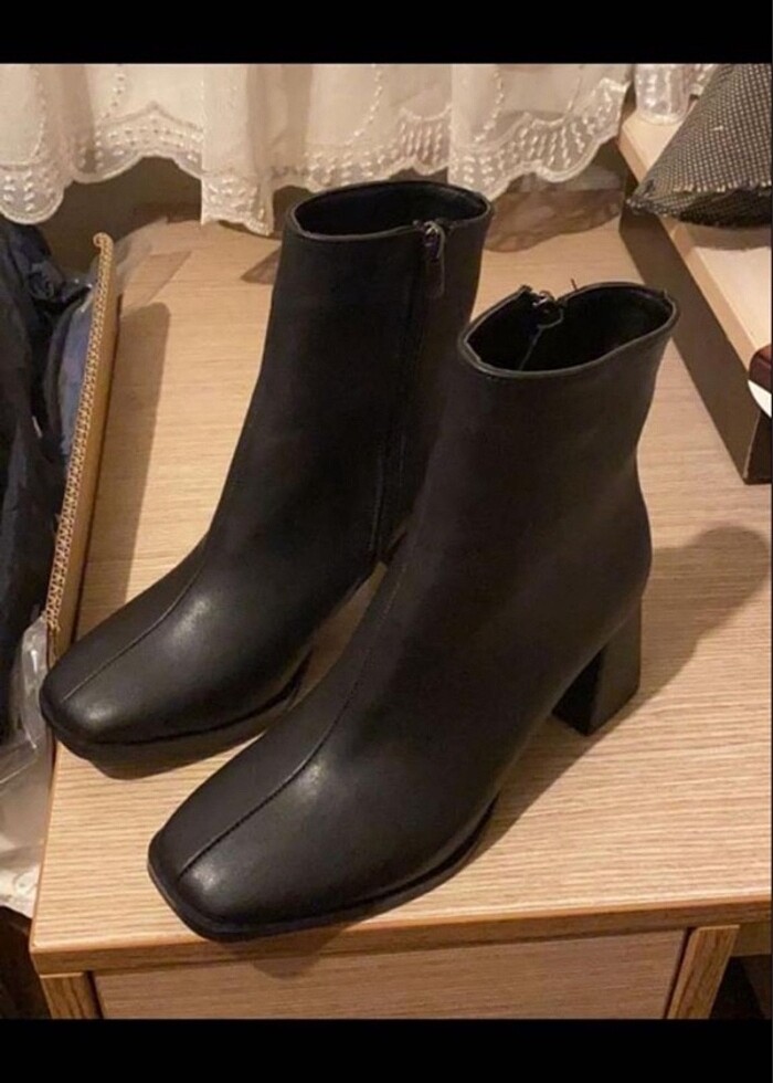 Emoyra Kadın Bilek Topuklu Bot - Görsel 4