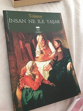 İnsan ne ile yaşar
