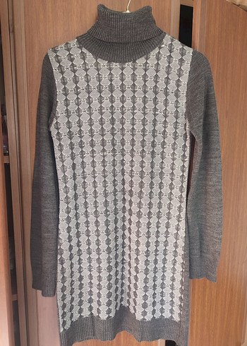 Elbise Gri Triko Boğazlı