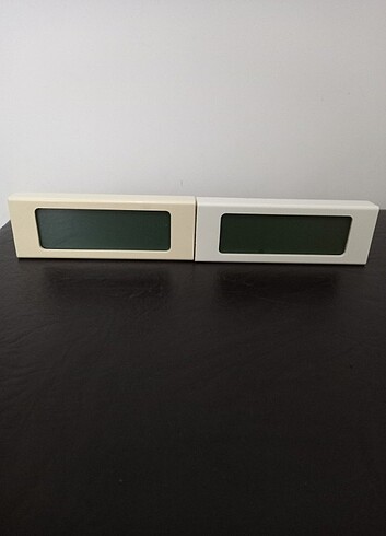 2 adet dijital ikea masa saati