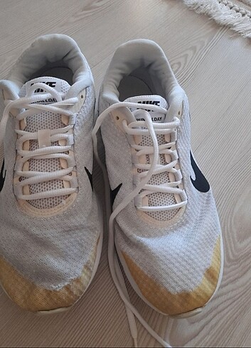 41 Beden Orijinal NIKE spor ayakkabı