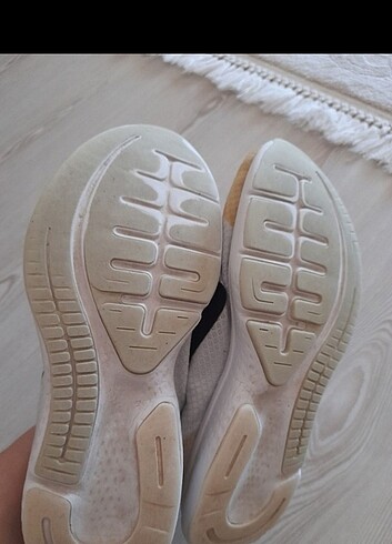 41 Beden beyaz Renk Orijinal NIKE spor ayakkabı