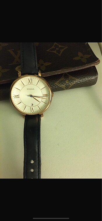 Saat Fossil