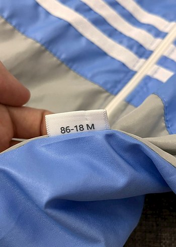 Kapüşonlu Erkek Çocuk Yağmurluk - Görsel 4