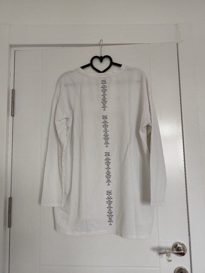 Uzun Kollu Beyaz  Tişörtü - Görsel 2