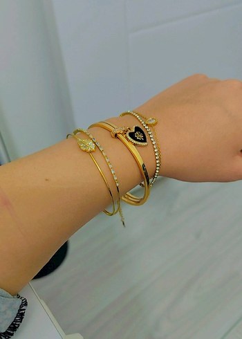 Minimalist Altın Renkli Boncuklu Bileklik - Görsel 2