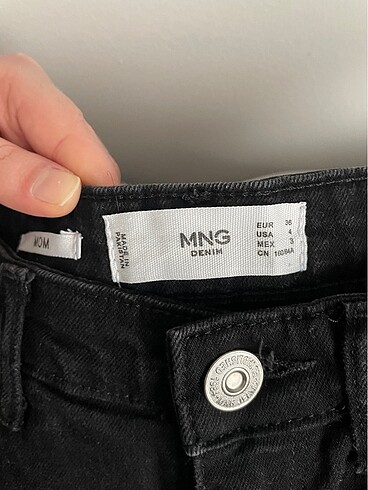 Mango jean