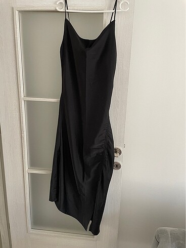 Zara saten elbise