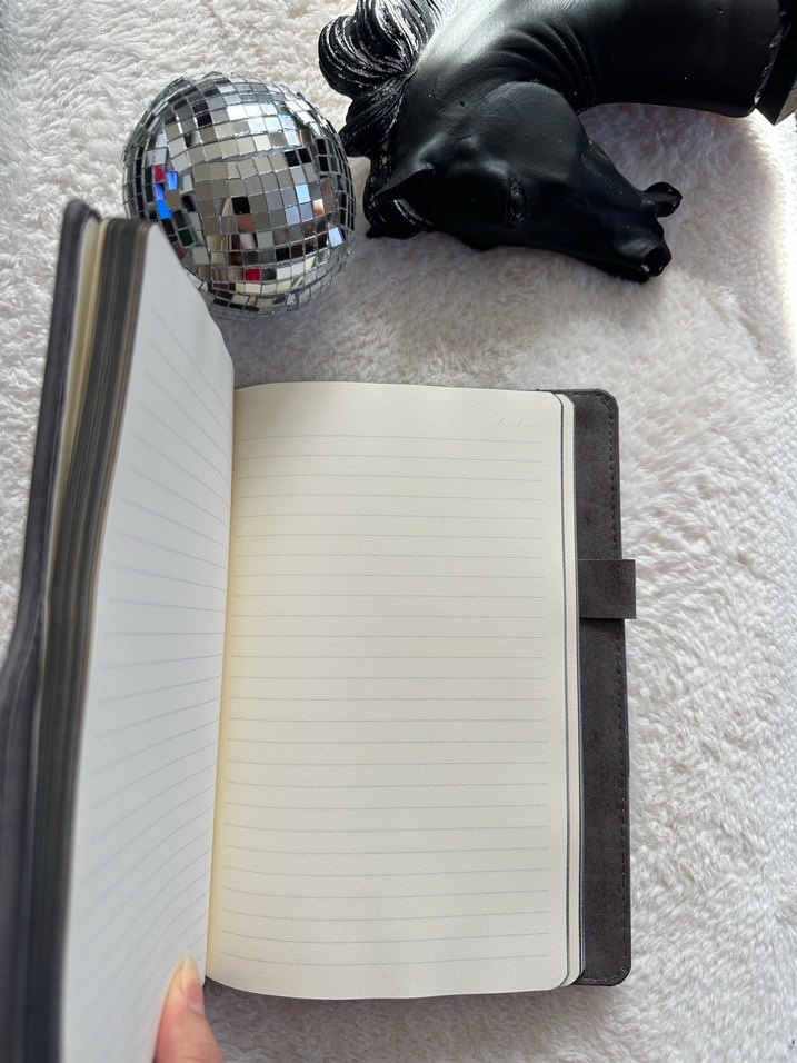 L Model Gri Kapaklı Çizgili Defter - Görsel 4