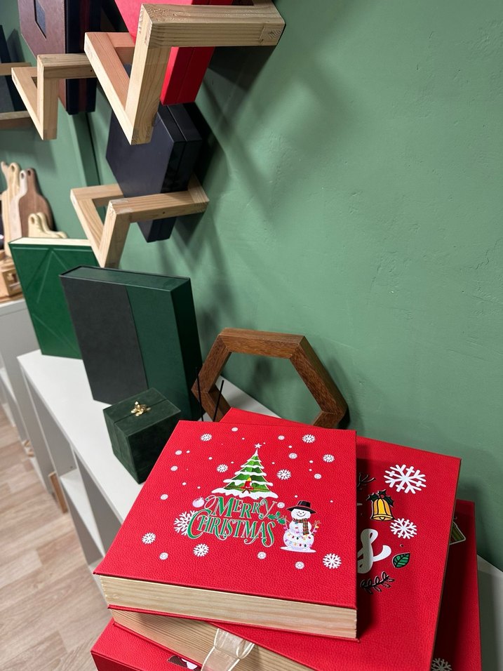 Renkli Yılbaşı Temalı Ahşap Kutu - Görsel 2