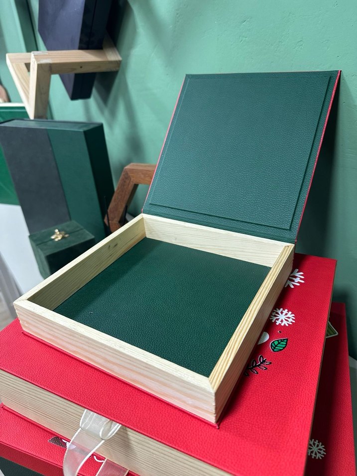 Renkli Yılbaşı Temalı Ahşap Kutu - Görsel 5