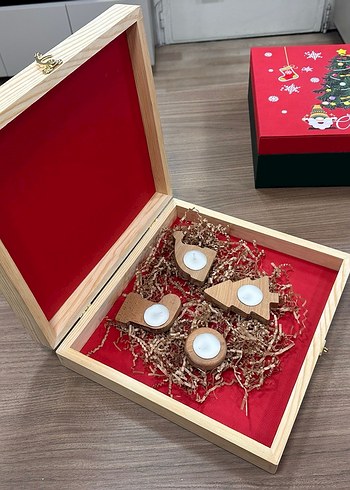 Kırmızı Noel Temalı Ahşap Hediye Kutusu - Görsel 4