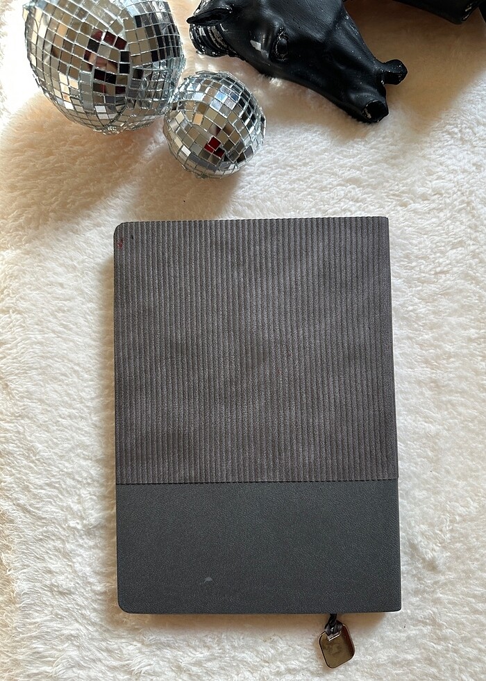 GRİ YUMUŞAK KAPAKLI DEFTER - Görsel 2