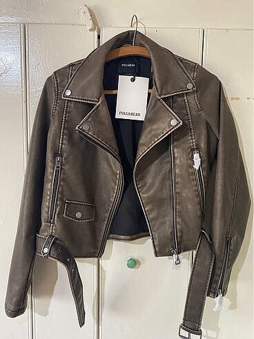Etiketli Pull&bear deri ceket