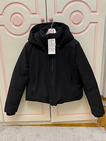 Etiketli Zara mont