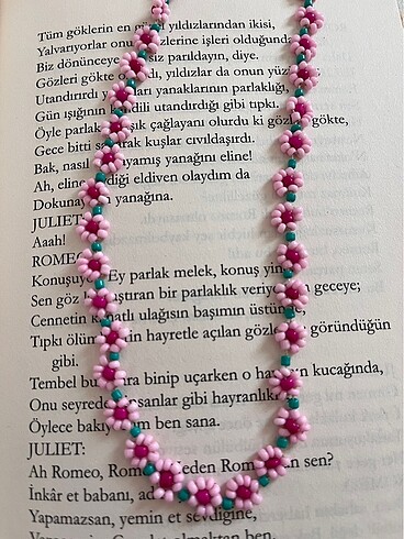 Papatya kolye