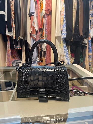 Balenciaga çanta