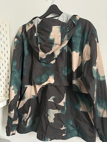 m Beden H&M Katlanabilir Yağmurluk