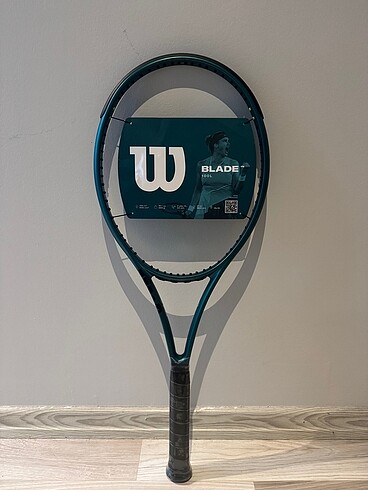 Wilson Blade 100L v9 Tenis Raketi