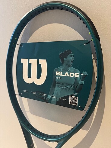 Wilson Blade 100L v9 Tenis Raketi - Görsel 2