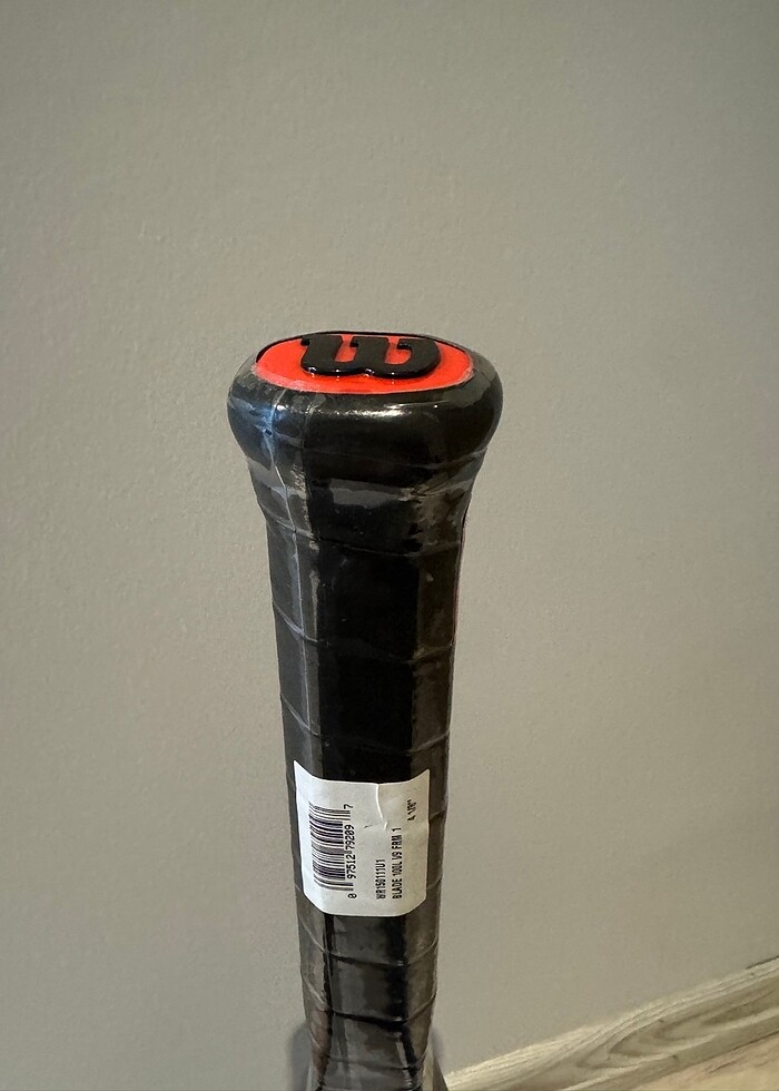 Wilson Blade 100L v9 Tenis Raketi - Görsel 4