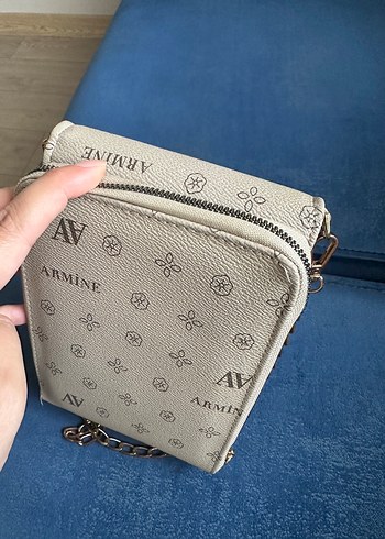 Beden Orijinal Bej Zincir Detaylı Deri Kadın Çapraz Çanta