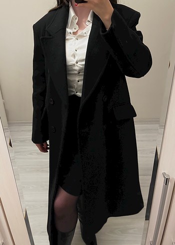 Bershka Siyah Geniş Omuz Yün Oversize Kaban