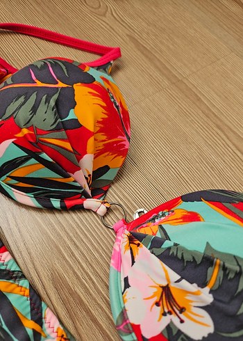 Çiçek Desenli Renkli Bohem Bikini - Görsel 2