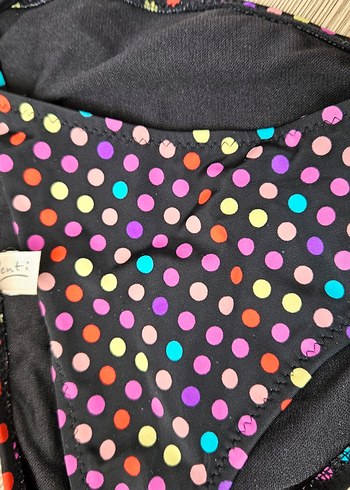 Renkli Puantiyeli Düğmeli Bikini Altı - Görsel 2