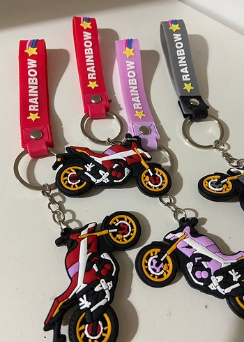 Renkli Zincir Detaylı Motosiklet Anahtarlık - Görsel 2