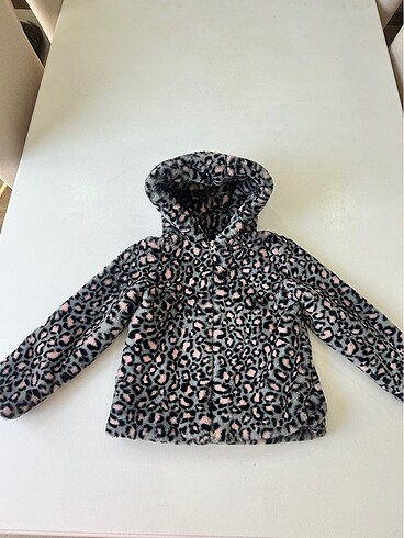 Koton Pudra pembe gri leopar desenli peluş kürk mont
