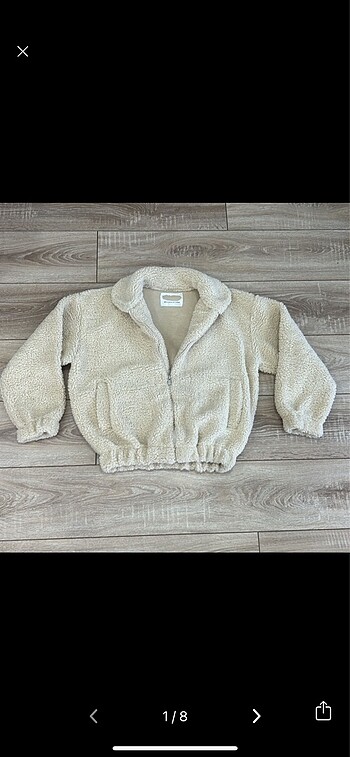 Peluş kürklü krem ithal mont