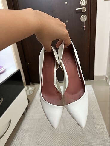 Beyaz stiletto
