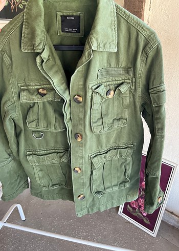 Bershka Düğmeli Haki Kadın Ceket