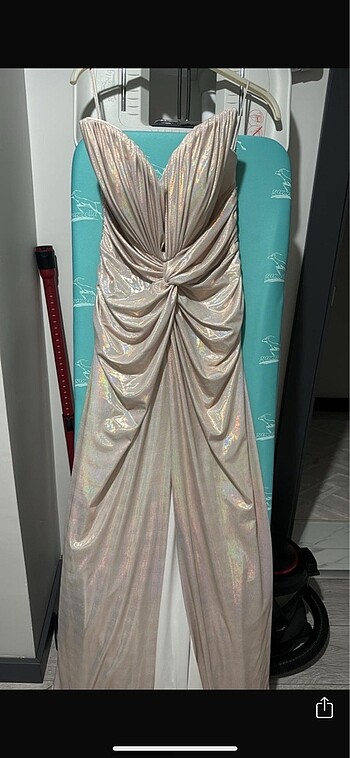 Zara Zara hologram abiye