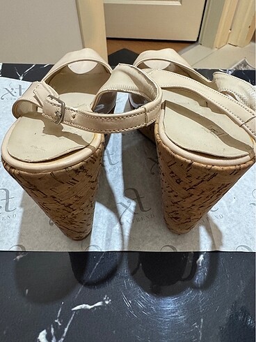 Krem rengi rugan ayakkabı - Görsel 7