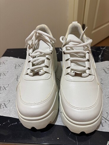 38 Beden beyaz Renk Marjin yüksek topuk sneaker