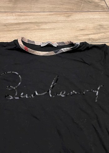 Burberry Siyah Baskılı Kısa Kollu Tişört - Görsel 2