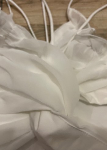 Beyaz Drapeli Halter Yaka Bustiyer - Görsel 4