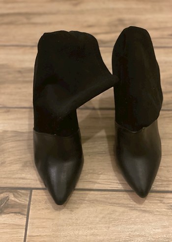 Siyah Süet İnce Topuklu Kadın Bot - Görsel 3