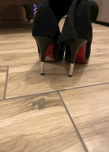 Siyah Süet İnce Topuklu Kadın Bot - Görsel 5